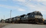 NS 1113 is the lead loco on train 154, backing down into the yard